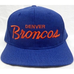 スポーツ スペシャリティーズ デンバー ブロンコス スクリプト ヴィンテージ スナップバック キャップ (青)/ Denver Broncos
