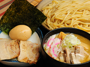 上野・御徒町　つけ麺専門店